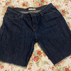 Levi’s Cut Off Shorts